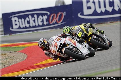 motogp_bridgestone_045_espagne_aragon_2011.jpg