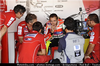 motogp_bridgestone_047_espagne_aragon_2011.jpg
