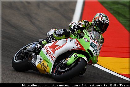 motogp_capirossi_012_espagne_aragon_2011.jpg