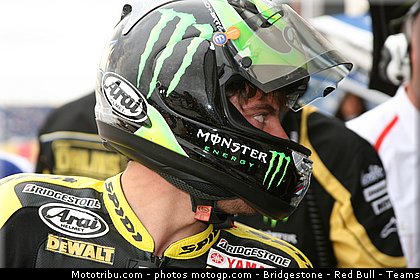 motogp_crutchlow_021_espagne_aragon_2011.jpg