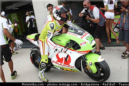 motogp_de_puniet_007_espagne_aragon_2011.jpg
