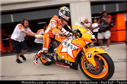 motogp_dovizioso_008_espagne_aragon_2011.jpg