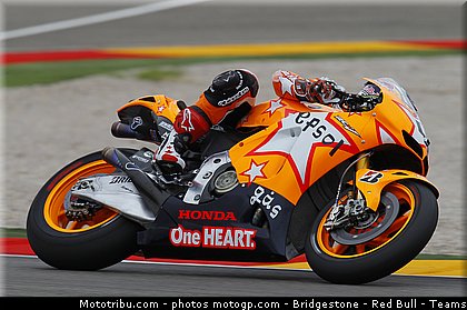 motogp_dovizioso_025_espagne_aragon_2011.jpg