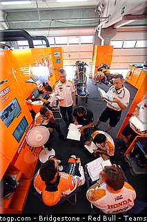 motogp_pedrosa_004_espagne_aragon_2011.jpg