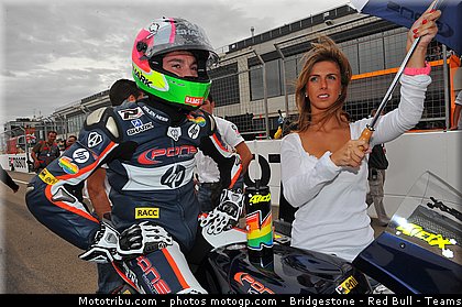 motogp_pitbabe_012_espagne_aragon_2011.jpg