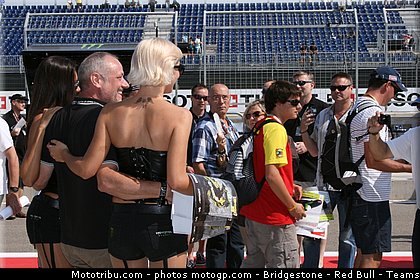 motogp_pitbabe_030_espagne_aragon_2011.jpg
