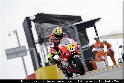 motogp_rossi_007_espagne_aragon_2011.jpg