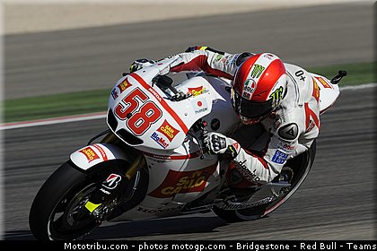 motogp_simoncelli_005_espagne_aragon_2011.jpg