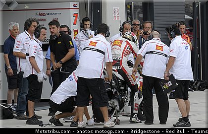 motogp_simoncelli_015_espagne_aragon_2011.jpg