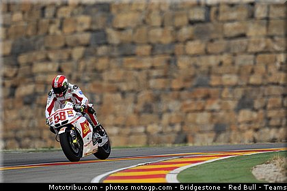 motogp_simoncelli_018_espagne_aragon_2011.jpg