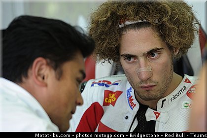 motogp_simoncelli_023_espagne_aragon_2011.jpg