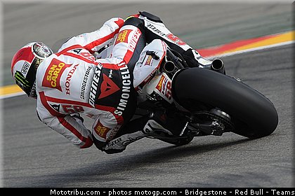 motogp_simoncelli_027_espagne_aragon_2011.jpg