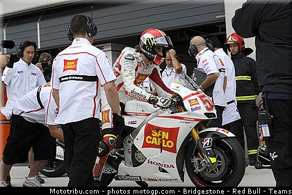 motogp_simoncelli_035_espagne_aragon_2011.jpg