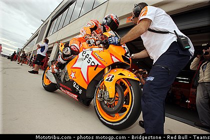 motogp_stoner_009_espagne_aragon_2011.jpg