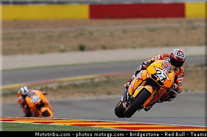 motogp_stoner_010_espagne_aragon_2011.jpg