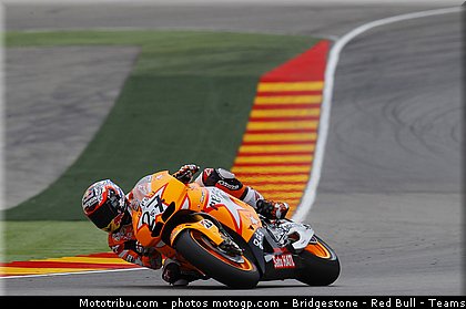 motogp_stoner_012_espagne_aragon_2011.jpg