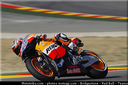 motogp_stoner_030_espagne_aragon_2011.jpg