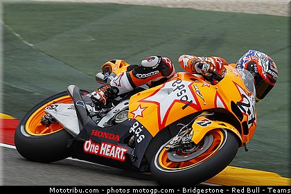 motogp_stoner_033_espagne_aragon_2011.jpg