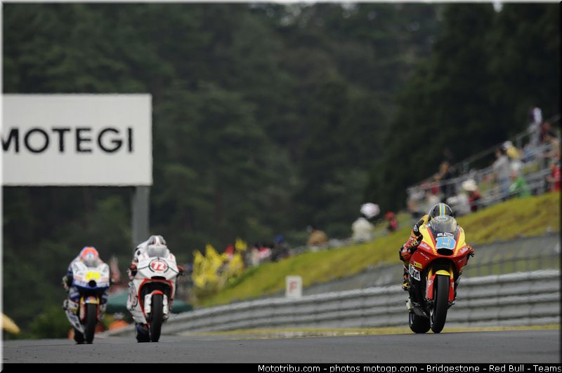 moto2_016_japon_motegi_2011