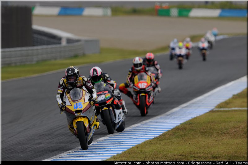 moto2_022_japon_motegi_2011