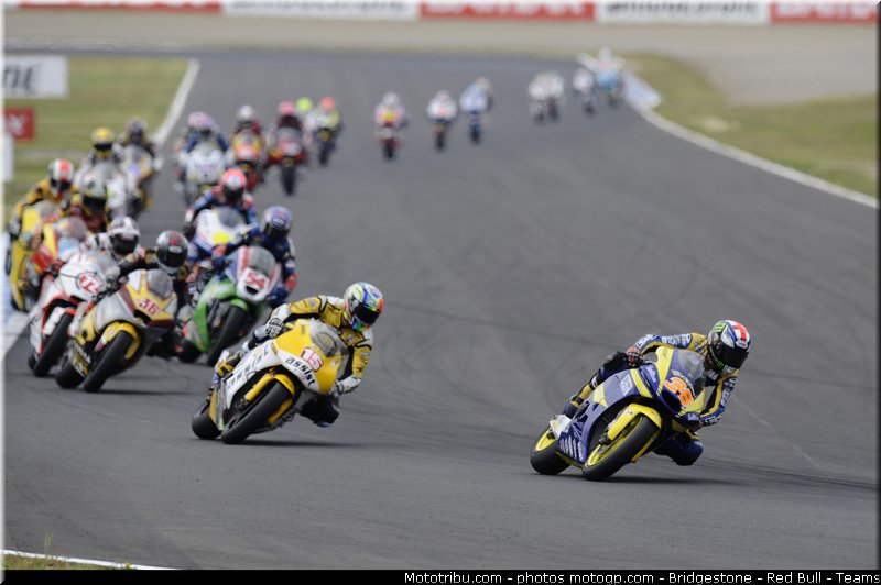 moto2_032_japon_motegi_2011