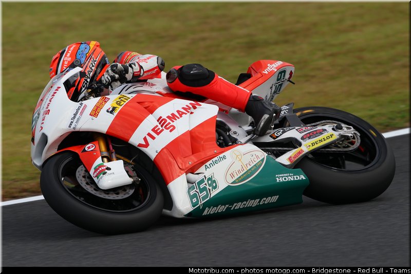 moto2_bradl_001_japon_motegi_2011