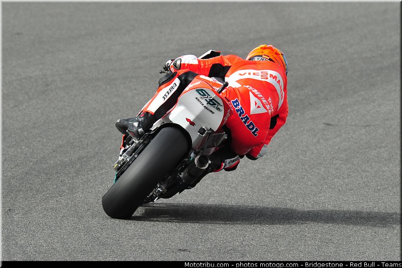 moto2_bradl_005_japon_motegi_2011