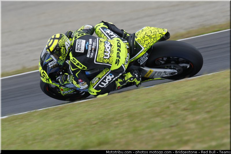 moto2_iannone_002_japon_motegi_2011
