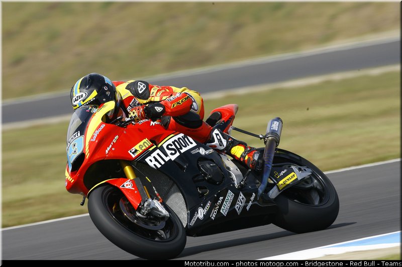 moto2_simeon_001_japon_motegi_2011