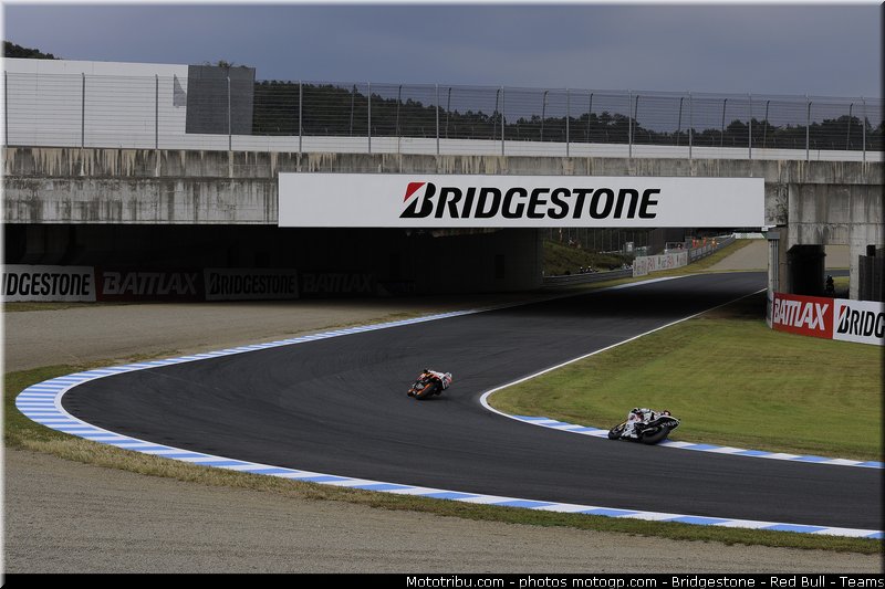motogp_081_japon_motegi_2011