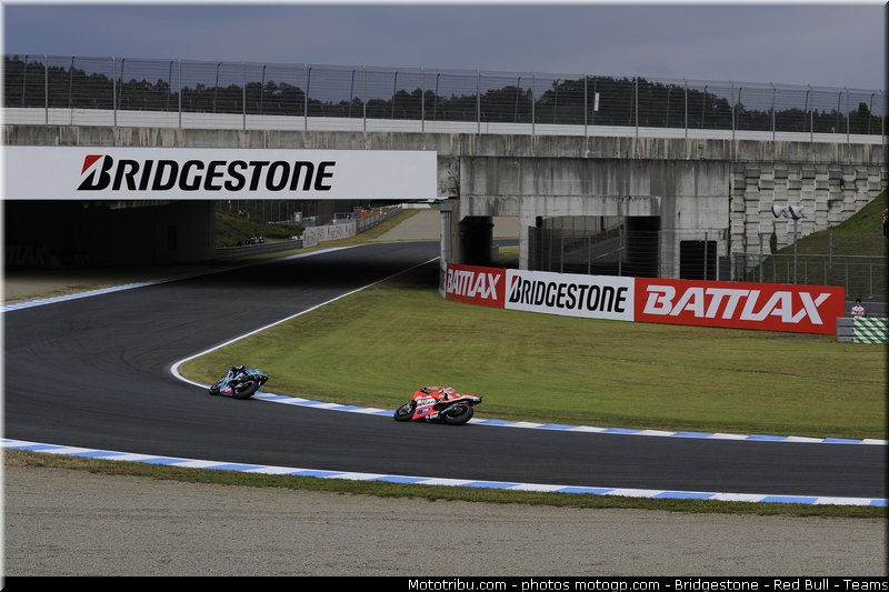 motogp_082_japon_motegi_2011