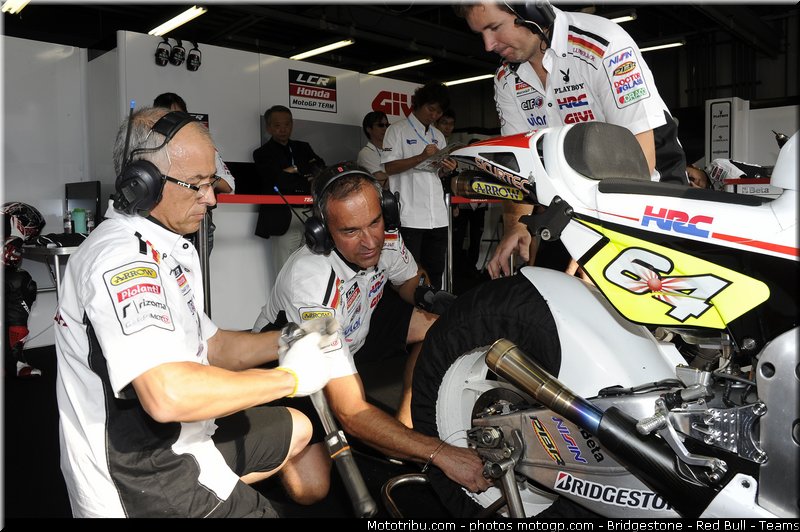 motogp_akyioshi_002_japon_motegi_2011