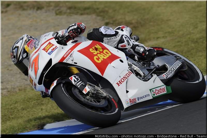 motogp_aoyama_001_japon_motegi_2011