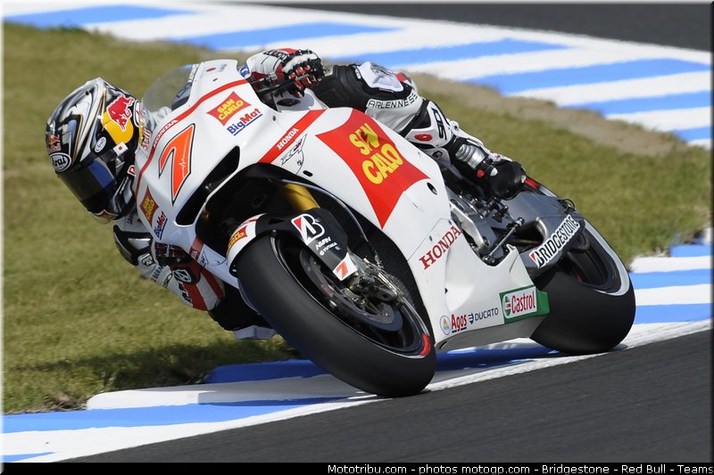 motogp_aoyama_002_japon_motegi_2011