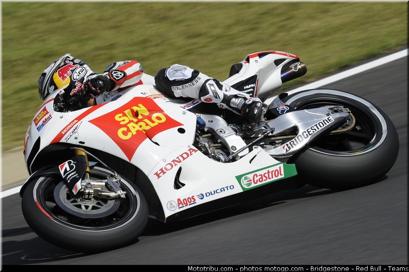 motogp_aoyama_003_japon_motegi_2011