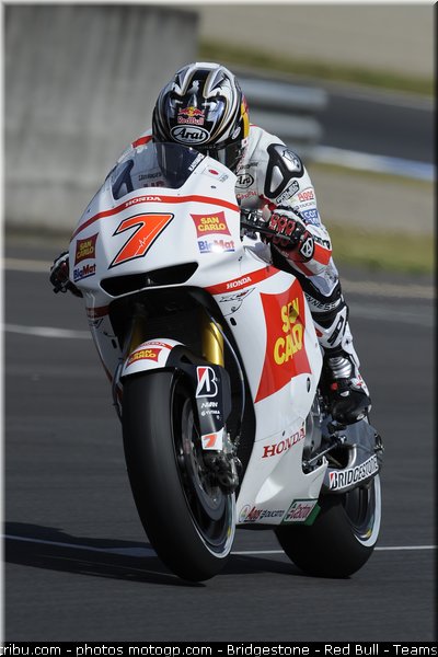 motogp_aoyama_004_japon_motegi_2011