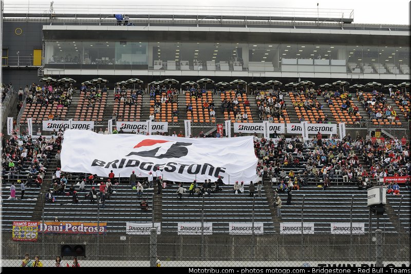 motogp_bridgestone_003_japon_motegi_2011