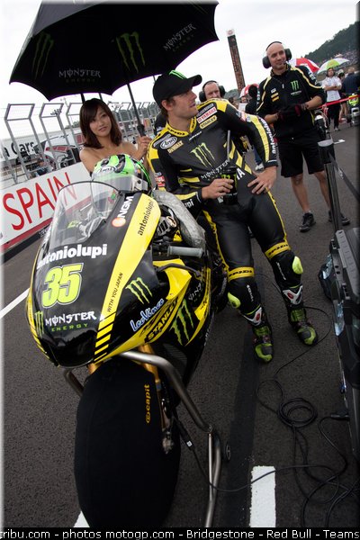 motogp_crutchlow_021_japon_motegi_2011