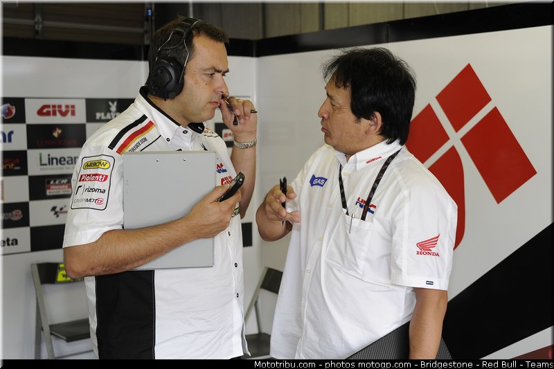 motogp_lcr_002_japon_motegi_2011