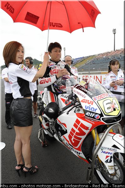 motogp_pitbabe_005_japon_motegi_2011