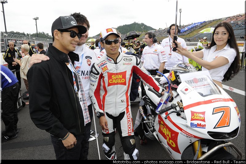 motogp_pitbabe_006_japon_motegi_2011