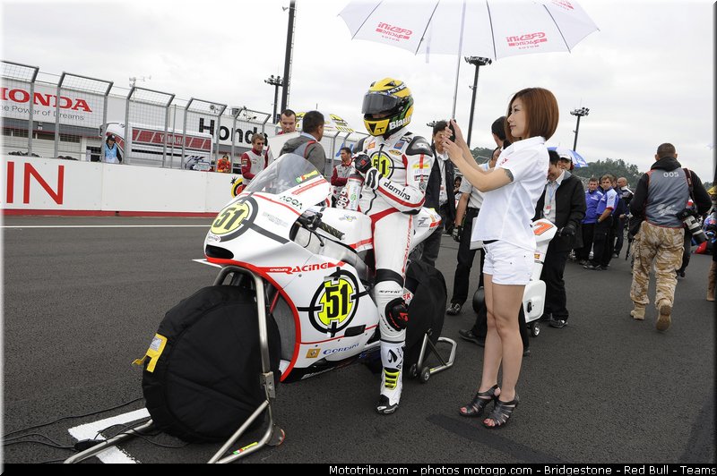 motogp_pitbabe_019_japon_motegi_2011