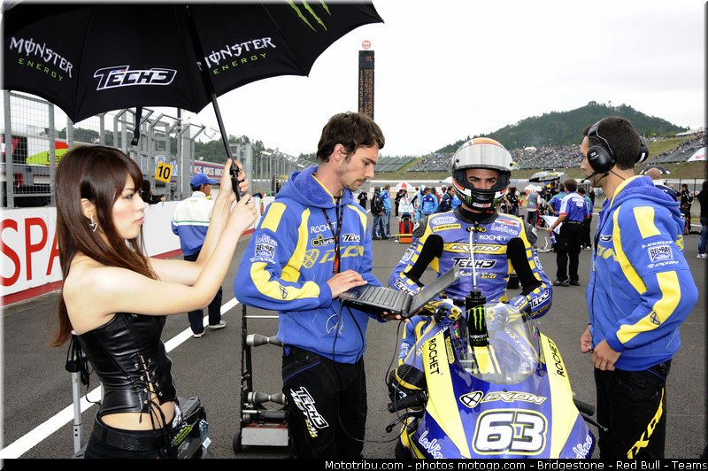 motogp_pitbabe_024_japon_motegi_2011