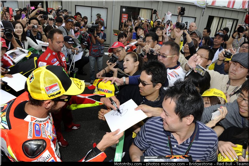 motogp_rossi_001_japon_motegi_2011