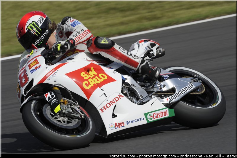 motogp_simoncelli_009_japon_motegi_2011