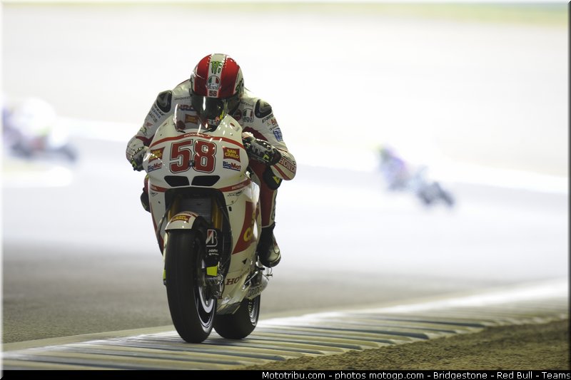 motogp_simoncelli_011_japon_motegi_2011
