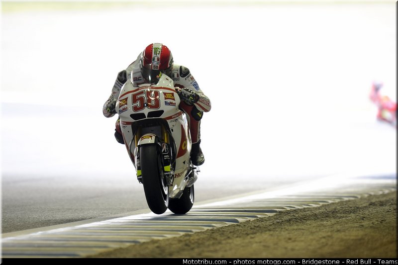 motogp_simoncelli_012_japon_motegi_2011