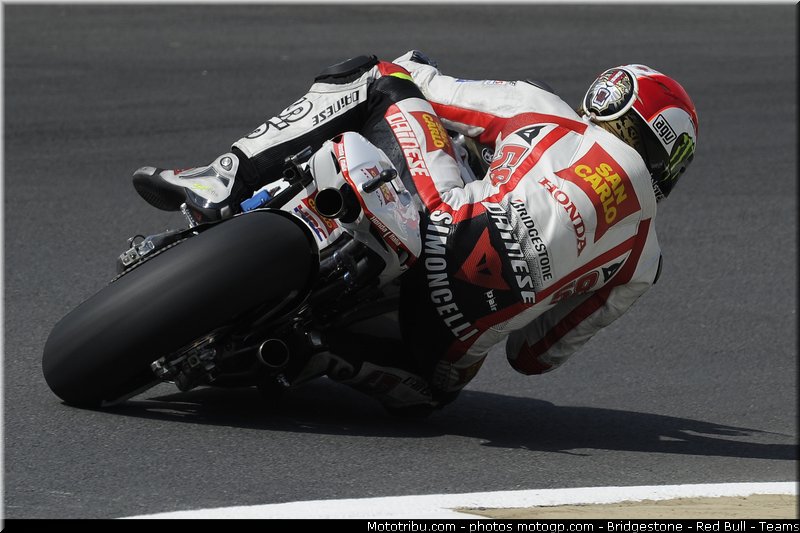 motogp_simoncelli_019_japon_motegi_2011