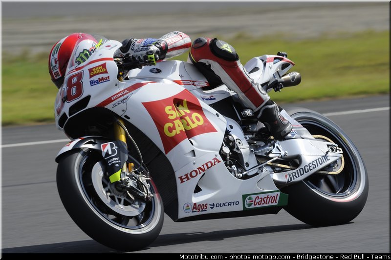 motogp_simoncelli_025_japon_motegi_2011