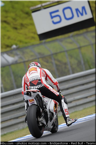 motogp_simoncelli_028_japon_motegi_2011